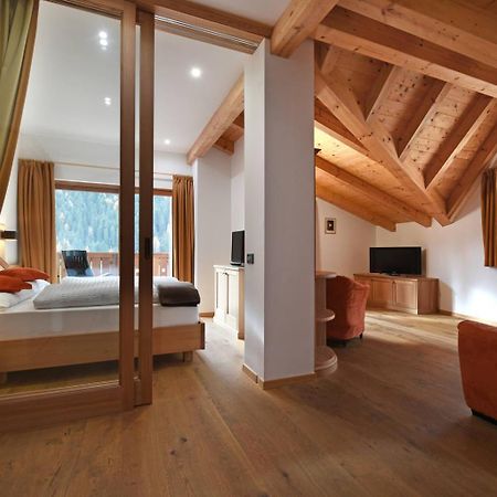 Hotel Brunello Ortisei Exteriör bild